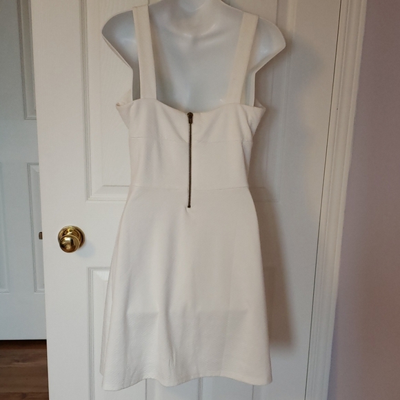 Hollister | size medium white dress - Picture 4 of 8